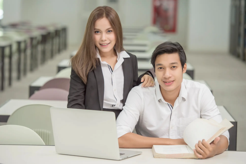 College students who's parents are considering hiring SLK law group